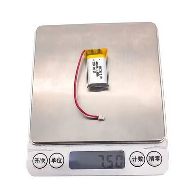 بطارية الليثيوم أيون بوليمر ذات سعة عالية 3.7 فولت 400mAh 500 مرة 851730 للأسماك من مصنعي البطاريات الصينيين