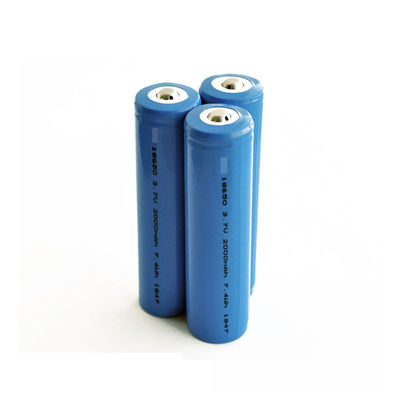 بطارية ليثيوم أيون 18650 معتمدة من قبل RoHS 2500mAh 3.7V مع PCM للتطبيقات الصناعية